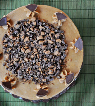 Reese’s Cup Chocolate Peanut Butter Cake