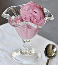 Purple Cow (Blackberry) Frozen Yogurt