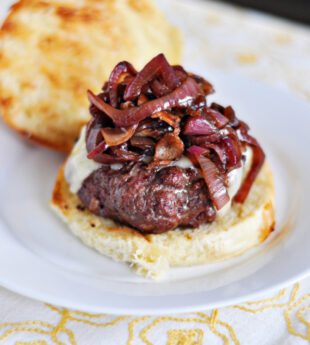 Bacon Burgers with Bacon Onion Balsamic Jam