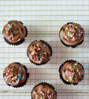 Chocolate Cupcakes with Quick Chocolate Buttercream